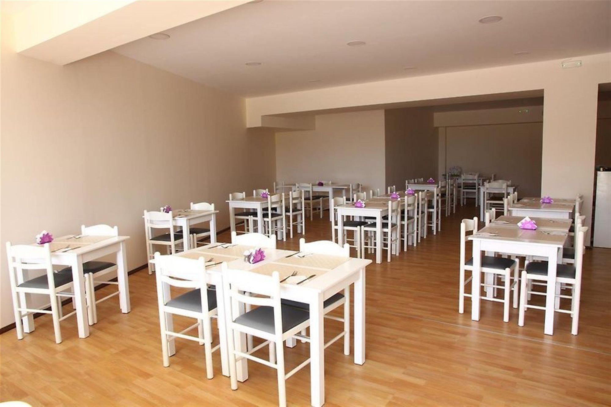 Triton Garden Hotel Malia Esterno foto