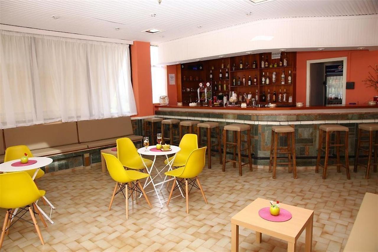 Triton Garden Hotel Malia Esterno foto
