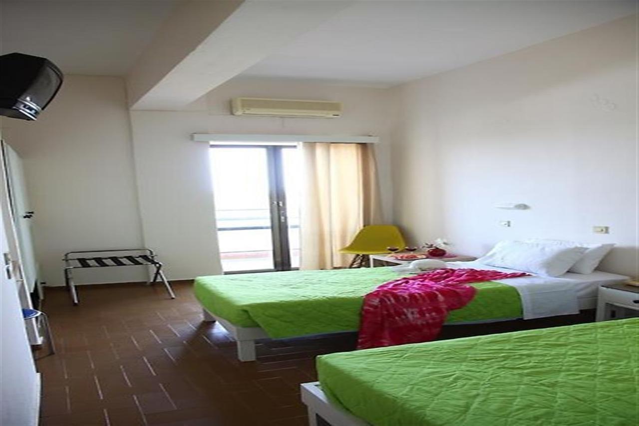 Triton Garden Hotel Malia Esterno foto