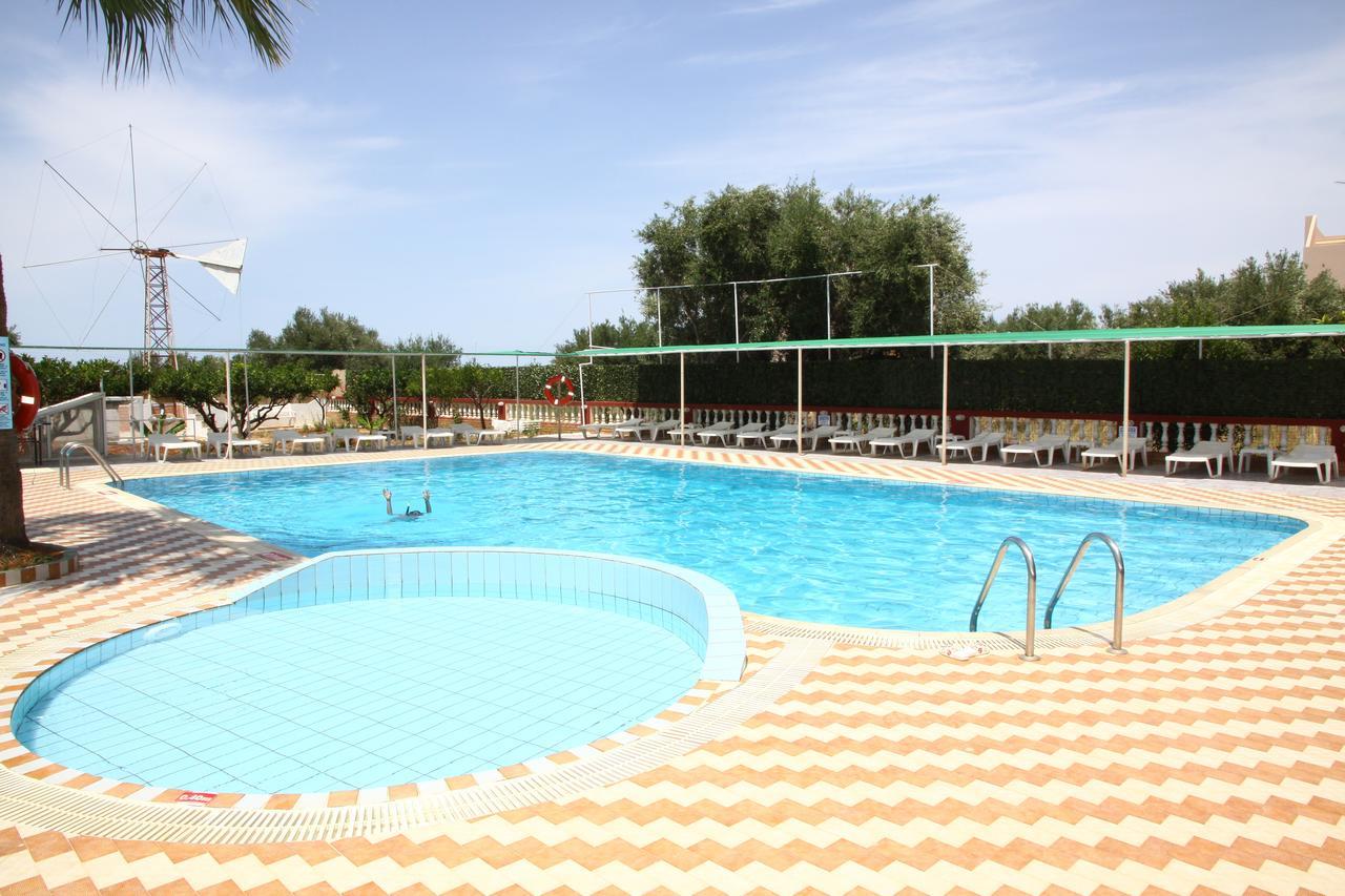 Triton Garden Hotel Malia Esterno foto