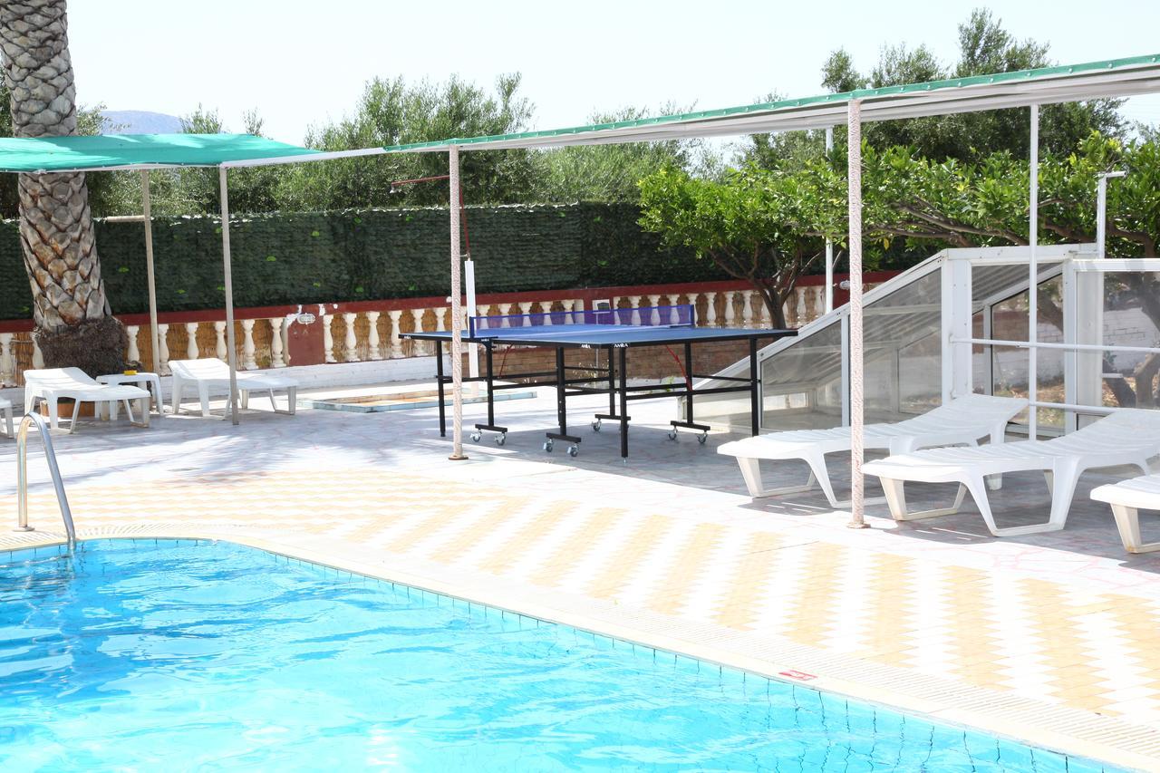 Triton Garden Hotel Malia Esterno foto